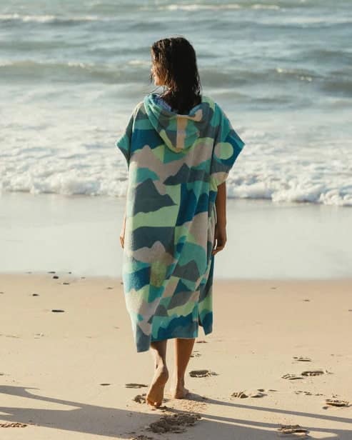 Passenger Poncho Shoreline_vista-patchwork-aqua