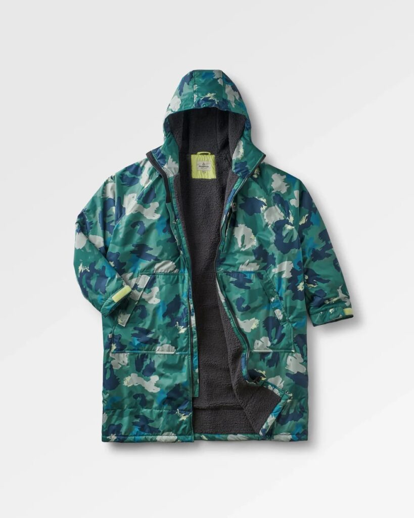 Passenger-Waves-Surf-Poncho-Tarnung-Regenwald
