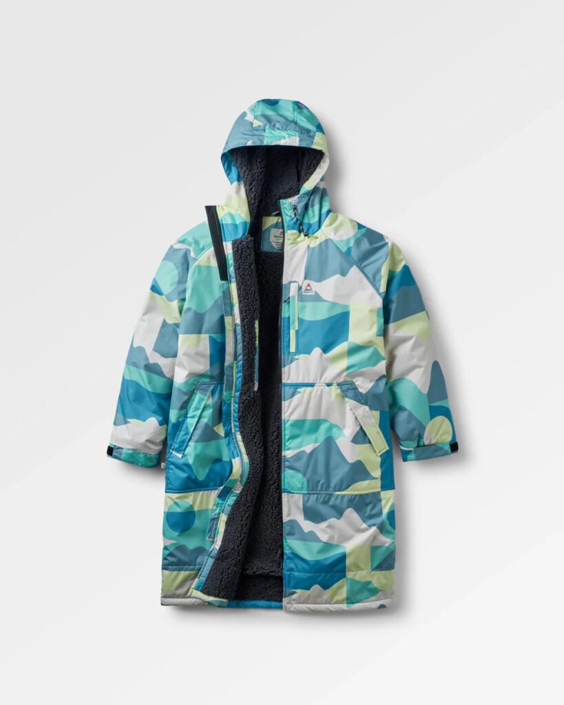 Passenger-Waves-Surf-Poncho-Vista-Patchwork