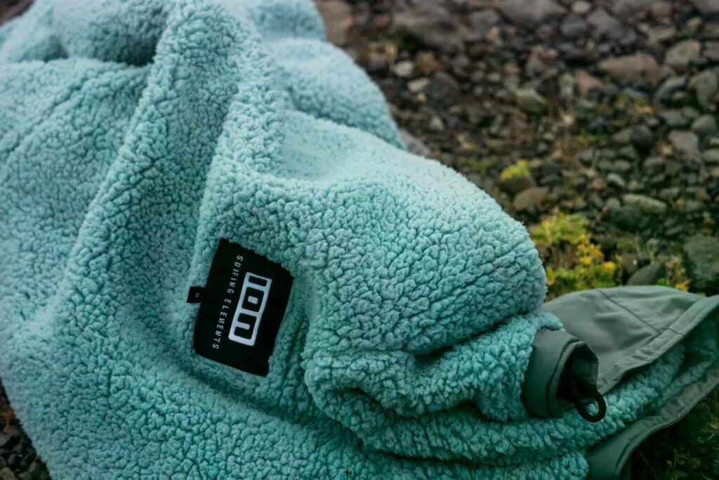 ION Storm Coat