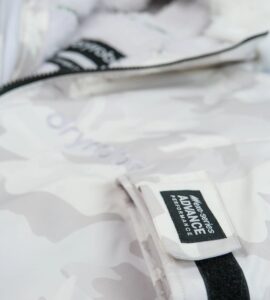 Dryrobe Advance Alpine White Camo 04