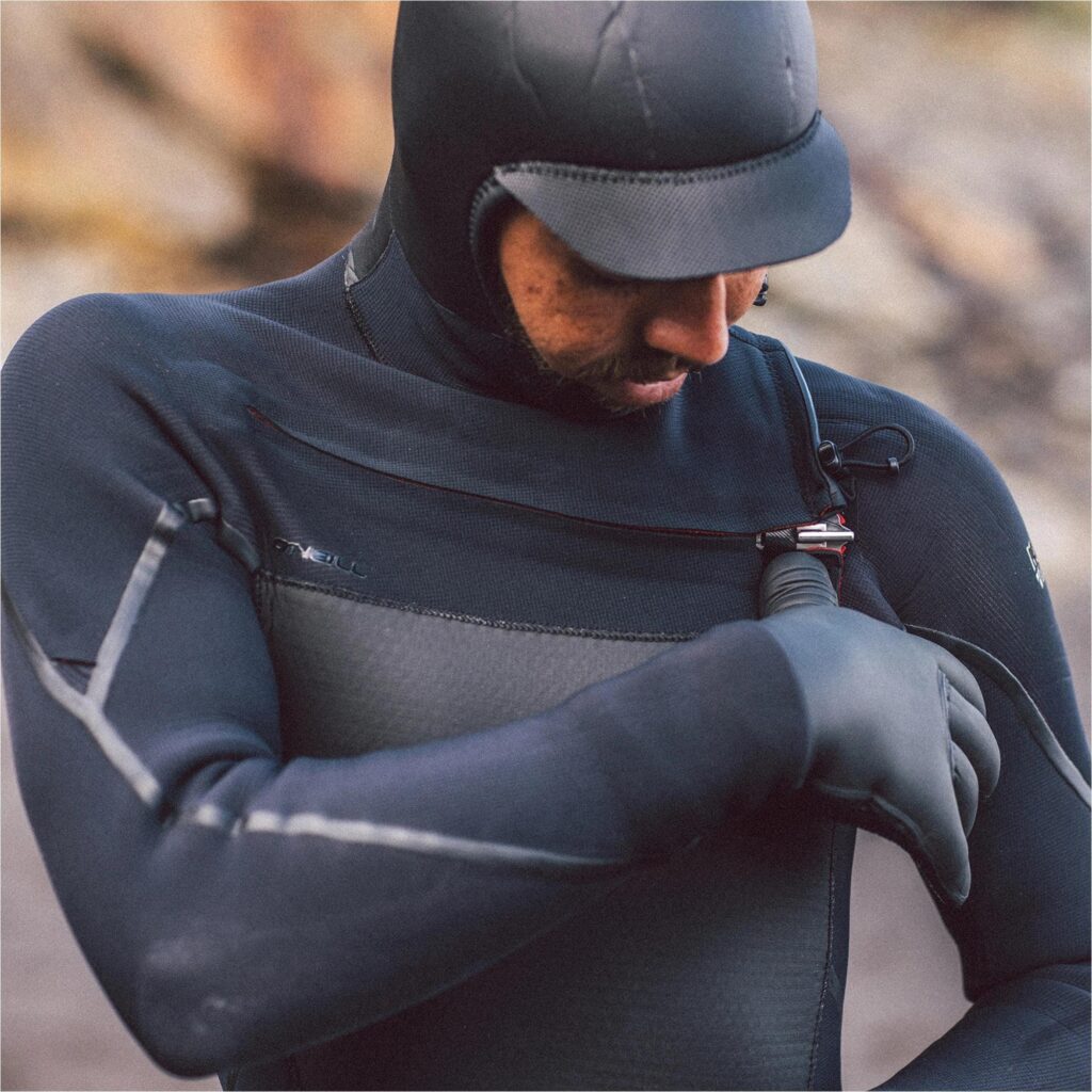 ONeill-Psyco-Tech-64mm-Chest-Zip-Hooded