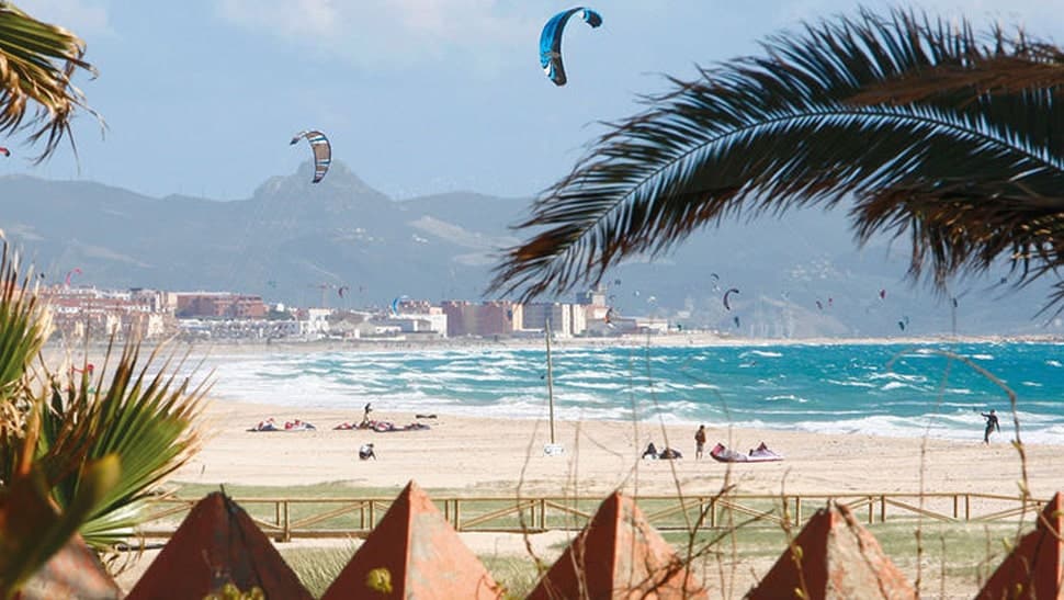 The World Kite and Windsurfing Guide